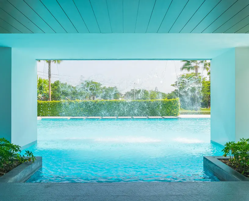 Pool imagery published on the Keep It Blue Pool Service website. Illustrative only.